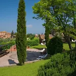 Romantic House In Tuscany With Pool Views 아파트 *