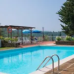 Romantic House In Tuscany With Pool Views 아파트 *